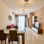 Sea Side Modern 2 Bedroom Apartment In The Heart Of Qawra Bugibba Appartement San Pawl il-Baħar