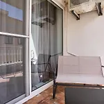 Sea Side Modern 2 Bedroom Apartment In The Heart Of Qawra Bugibba *