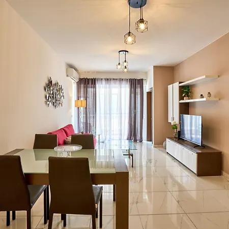 Sea Side Modern 2 Bedroom In The Heart Of Qawra Bugibba Apartment St. Paul's Bay