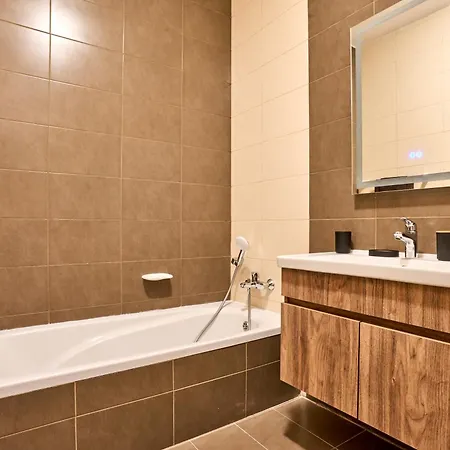 Διαμέρισμα Sea Side Modern 2 Bedroom In The Heart Of Qawra Bugibba